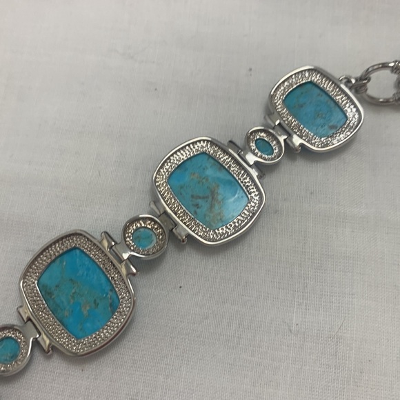 NWT JTV CABOCHON RECTANGULAR CUSHION, OVAL & ROUND TURQUOISE BRACELET - Picture 3 of 5